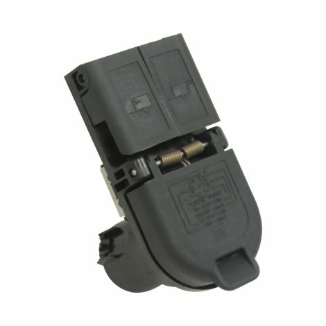 2019-20 Sierra Silverado 1500 7-Pin Towing Receptacle With Camera Input 13530416