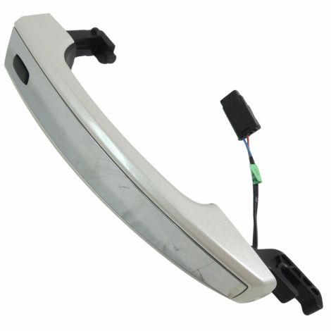 13596145 Exterior Door Handle Rear Painted White Diamond w/Chrome Insert OEM GM