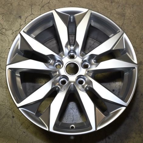 Aluminum 5-Split-Spoke Wheel 18x8.5 Sterling Silver 16-18 Chevy Malibu 23506526